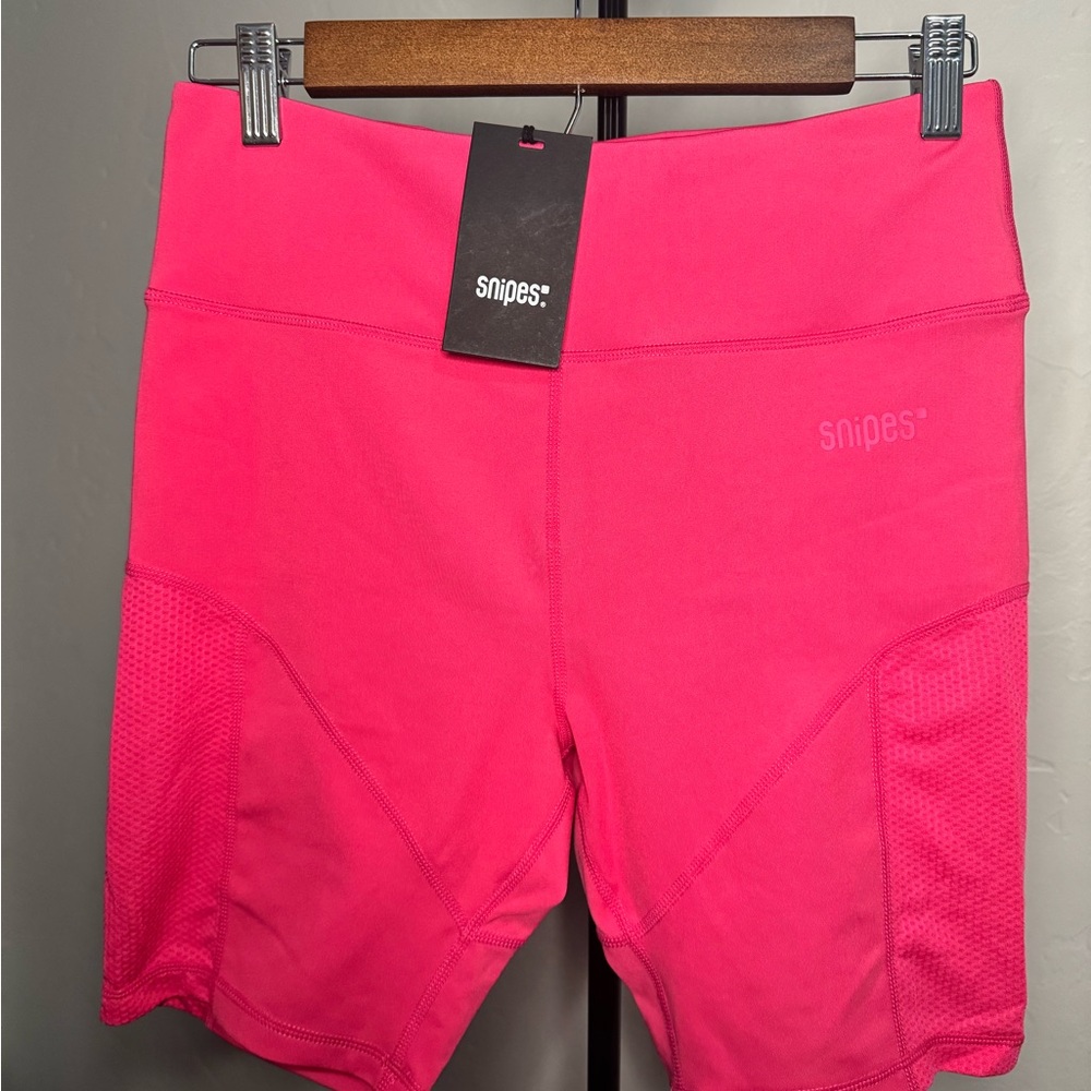 Snipes‎ Women's Vibrant Pink Bike Shorts